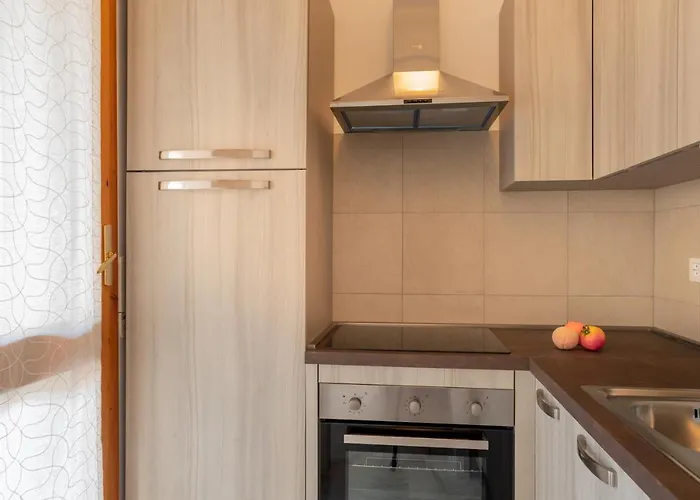 Rivierarent Lilium E Magnolia Pietra Ligure